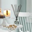 PAIRFUM lifestyle living room tower medium extended top web