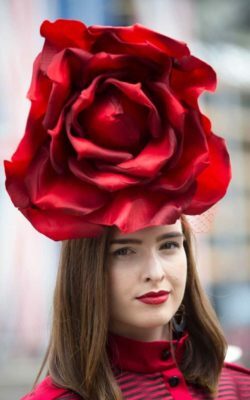 Pairfum natural perfume royal ascot ladies day hat 4