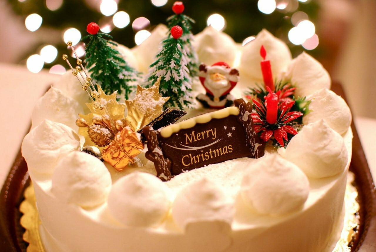 Christmas Cake Ten Best Scents for Christmas