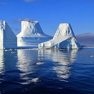 ice smell geometric fragrance nasa 8