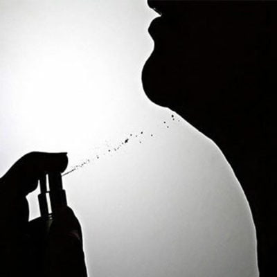 Fragrance Woman Nose Sq 20