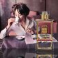 Eau De Parfum Person Reading Perfume Blog Fragrance Black Cherry Oolong Tea 1 1