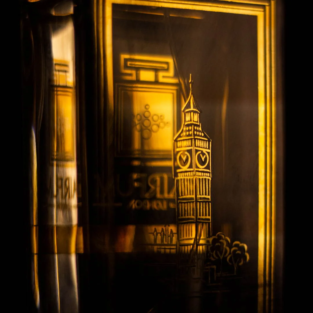 Pairfum Eau De Parfum Back Gold London Company Background 1 1