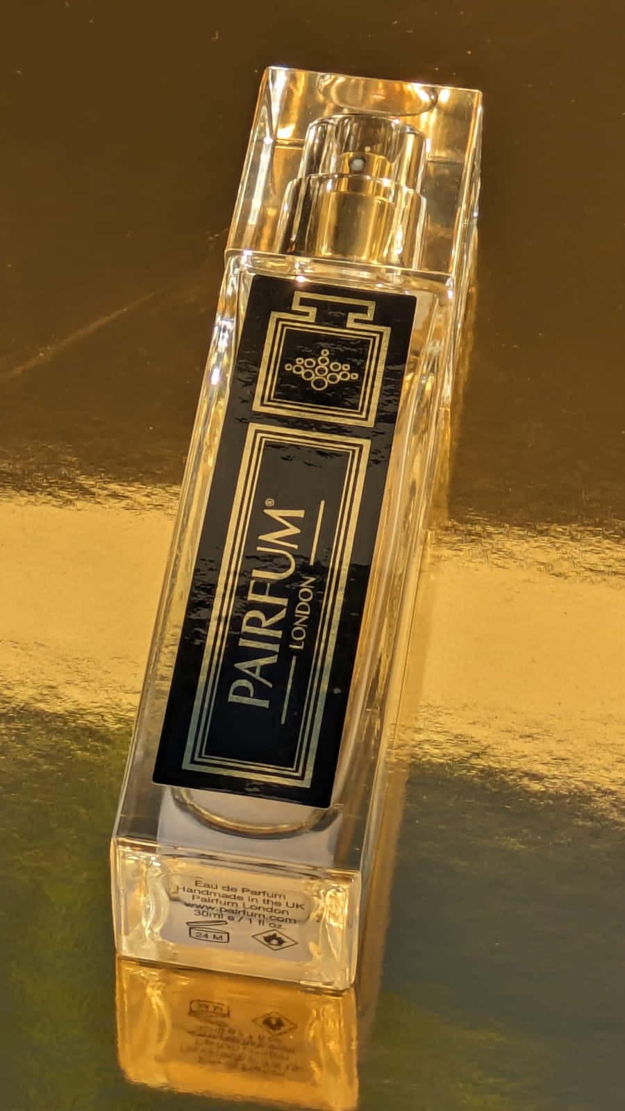 Eau De Parfum Person Reflection Cardamom Tonka White Oud Man Pairfum London Eau de Parfum Intense 30ml Travel Spray Flacon Noir 9 16