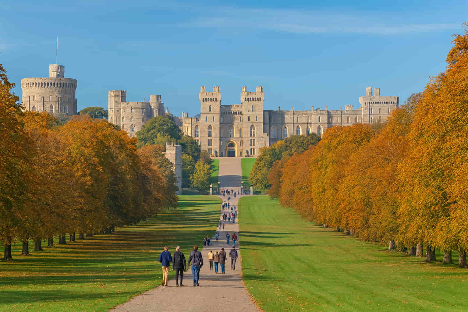 Windsor Castle Long Walk Britain Sunny Autumn