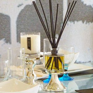 Large Natural Reed Diffuser Luxury Perfumed Candle Table