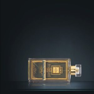 Eau de Parfum Side Bottle Grapefruit Pepper Black Cedar